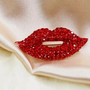 Red Rhinestone Lips Brooch